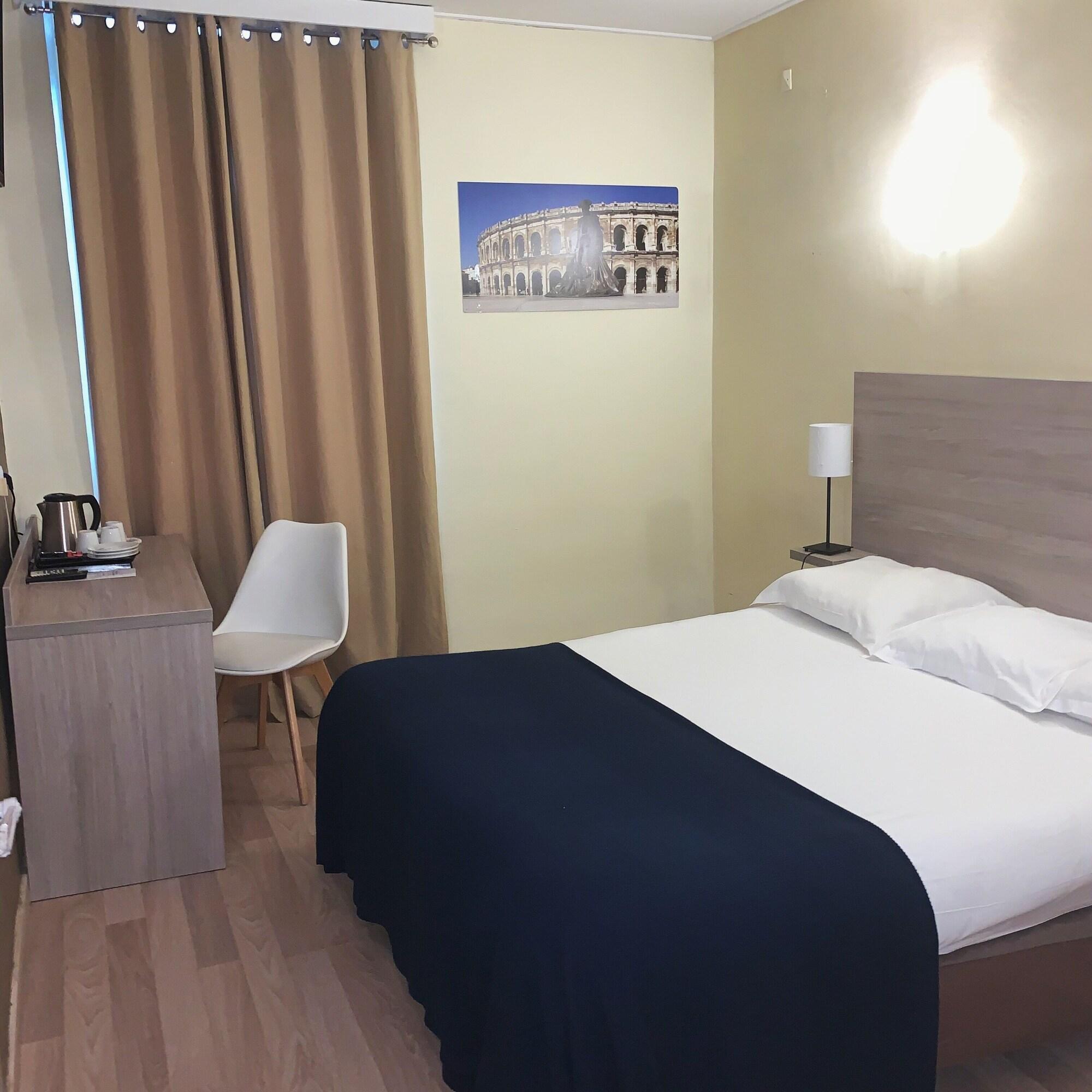 Empire Hotel Nîmes Eksteriør billede
