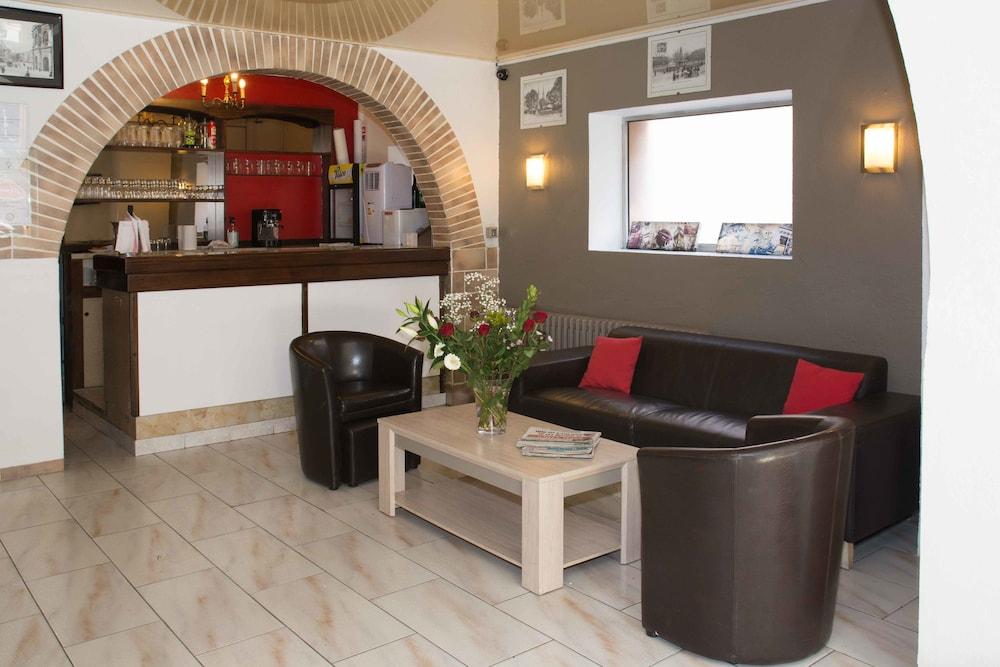Empire Hotel Nîmes Eksteriør billede