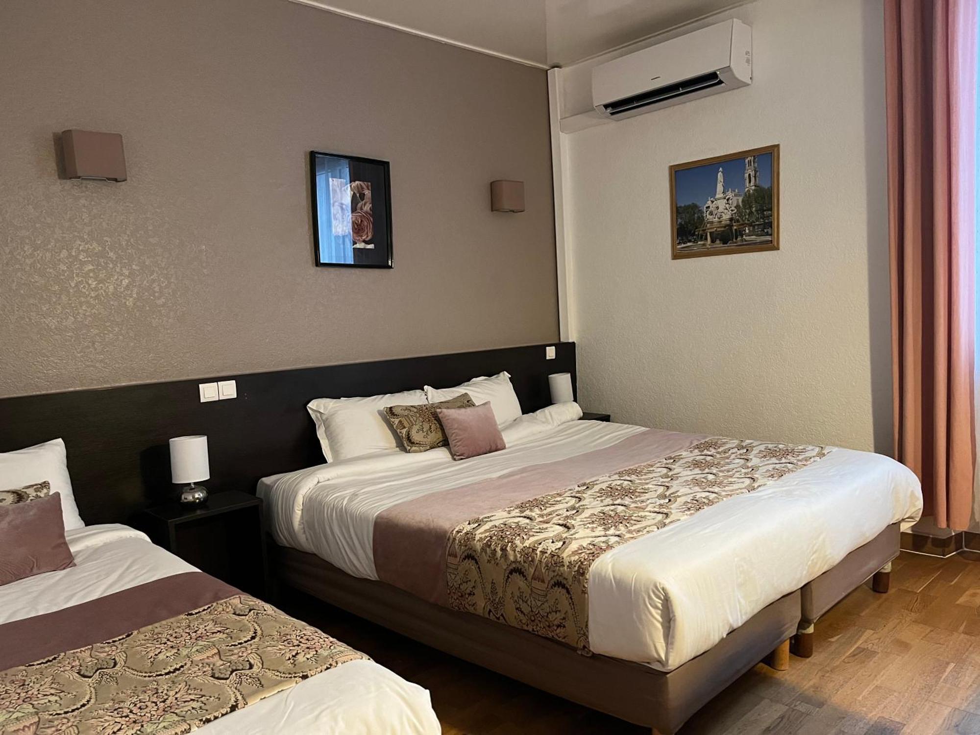 Empire Hotel Nîmes Eksteriør billede